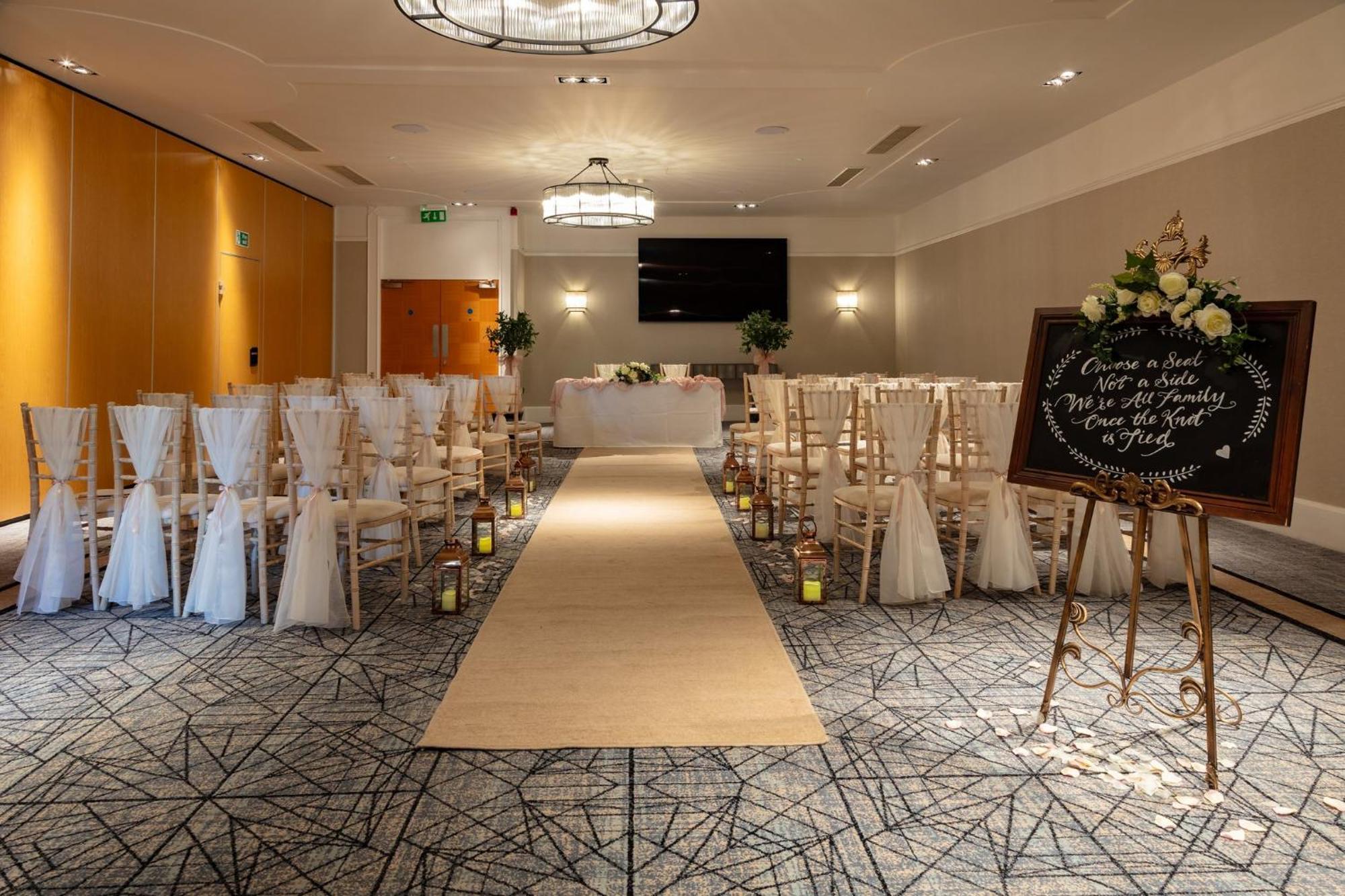 Seaton Burn Holiday Inn Newcastle Gosforth Park By Ihg מראה חיצוני תמונה